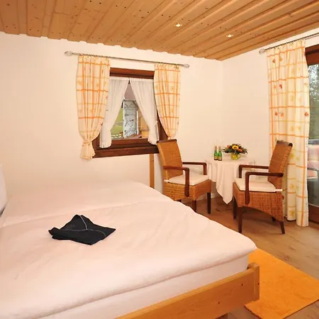 Gaestehaus Klara Apartment